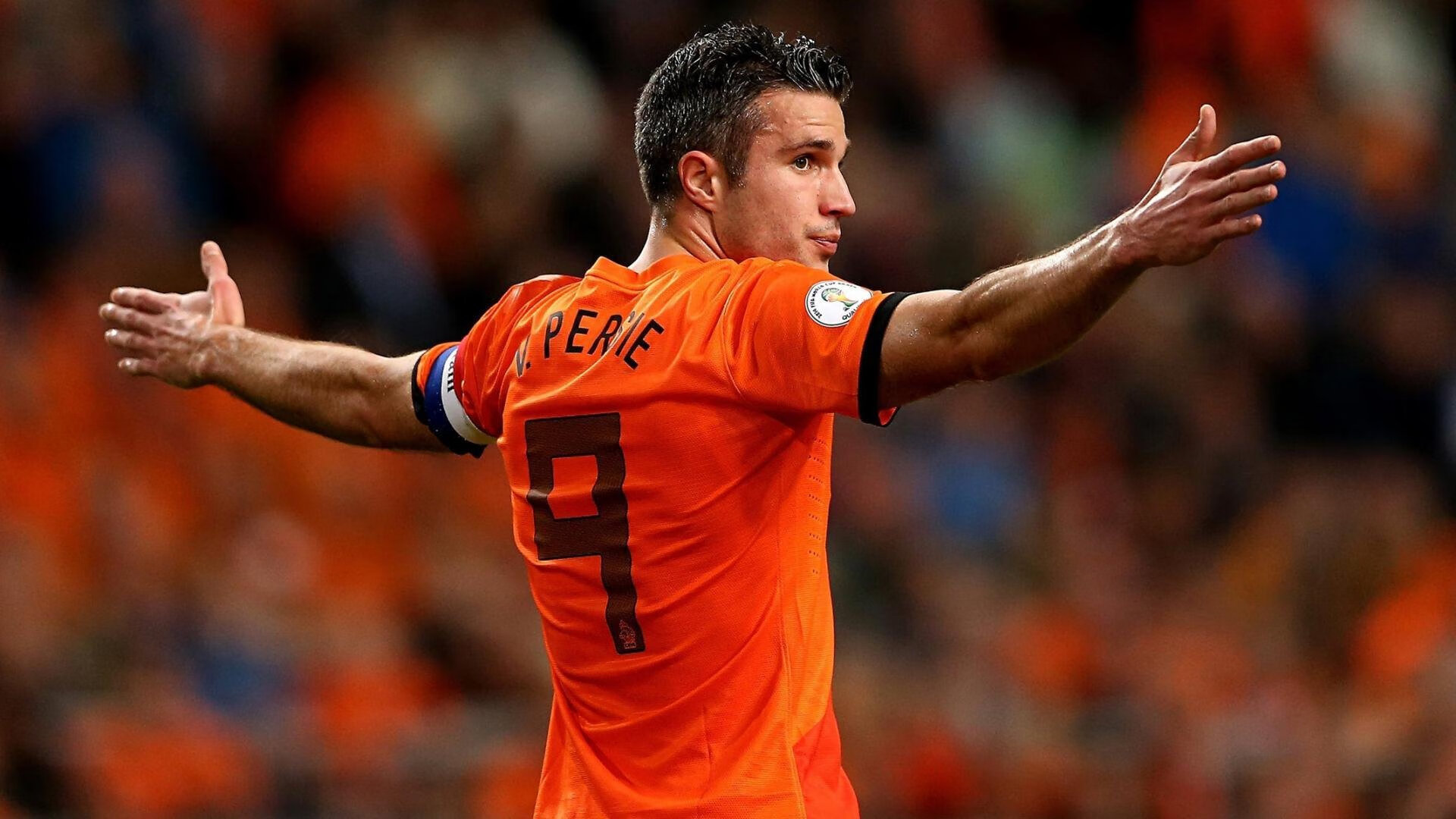 jiuyou游戏大厅-球队管理：如何打造冠军阵容，球队夺冠概率怎么算